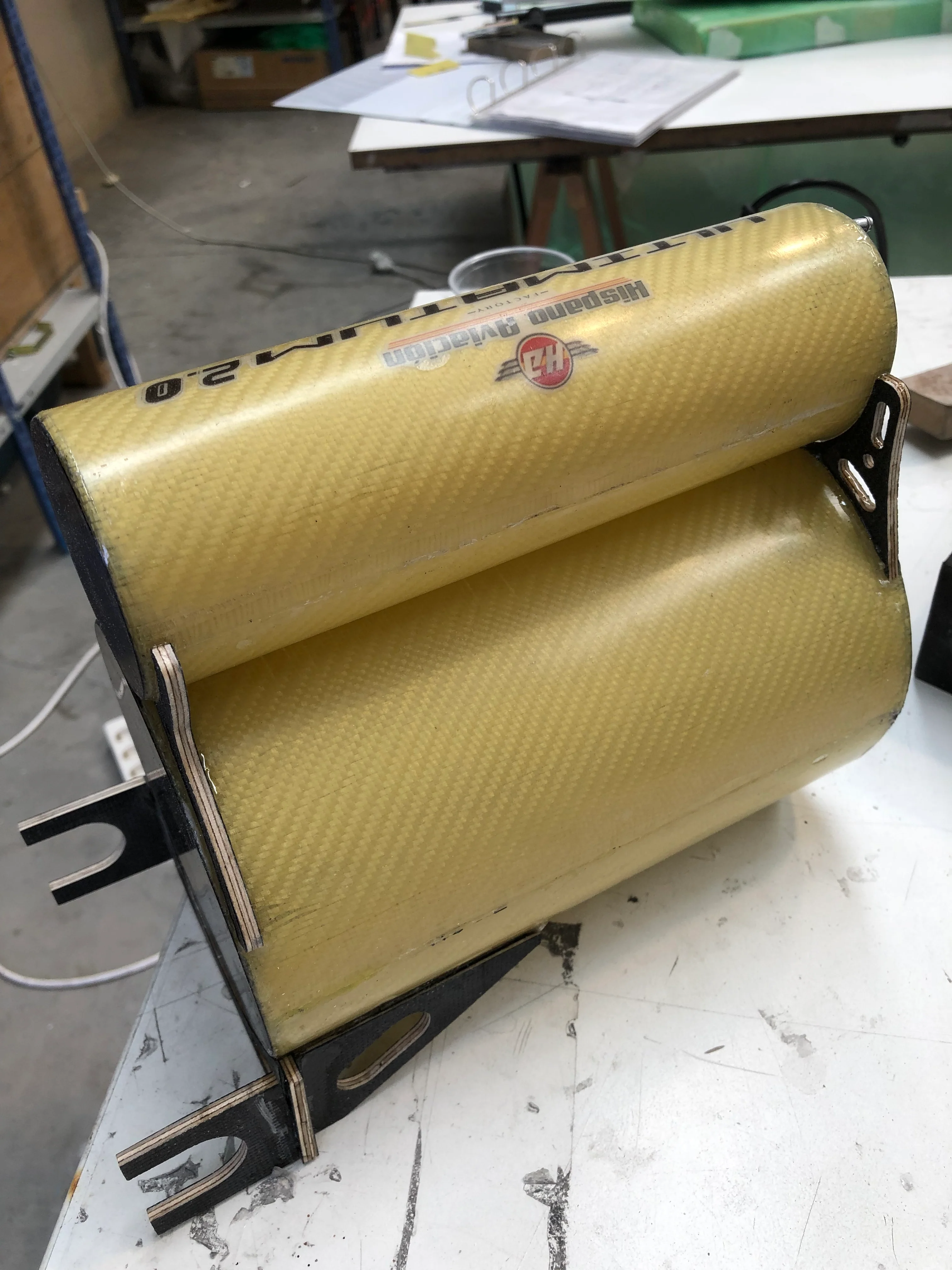 Hispano Aviacion FUEL TANK (3.2 L) + Smoke (0.9 L) PRO FOR ULTIMATUM U2 - Image 5