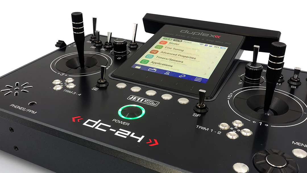 Jeti Duplex DC-24G2 2.4GHz/900MHz Standard Gray w/REX 10 ASSIST and Aluminum case - Image 13