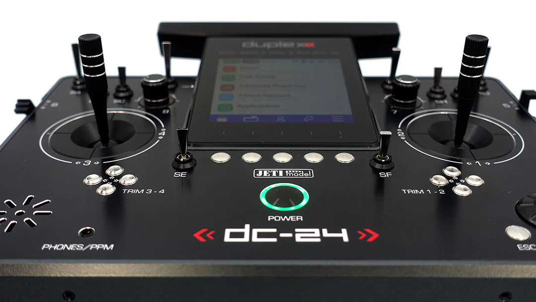 Jeti Duplex DC-24G2 2.4GHz/900MHz Standard Gray w/REX 10 ASSIST and Aluminum case - Image 6