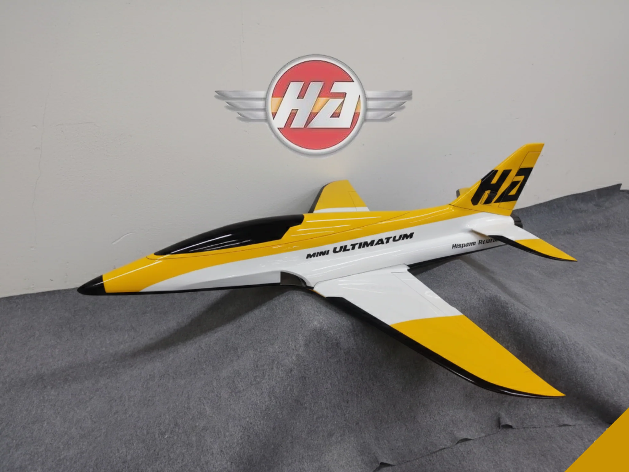 Mini ULTIMATUM 1.5m YELLOW Sport Scheme by HA - Image 2