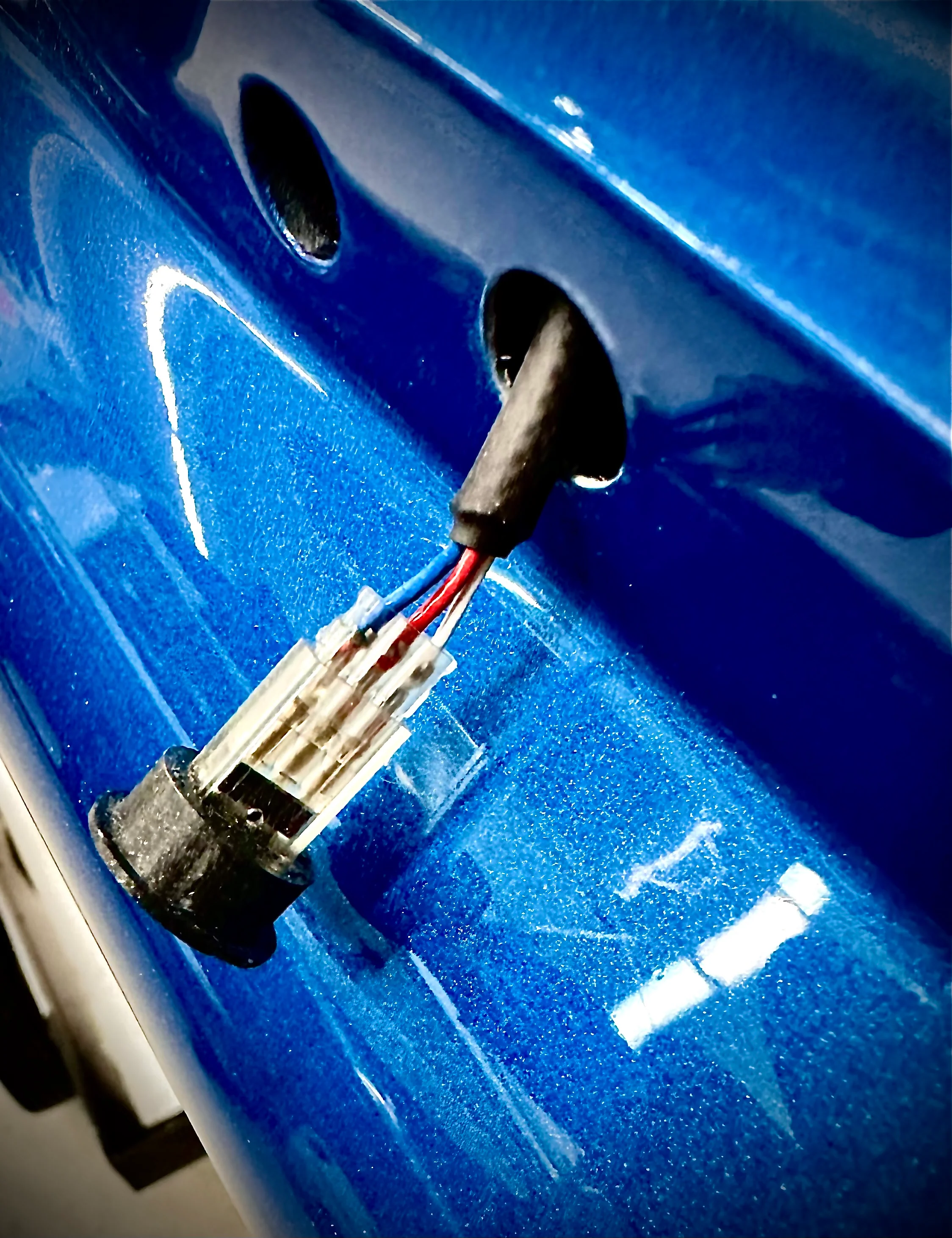 SERVO CONNECTOR HOUSING - Image 4