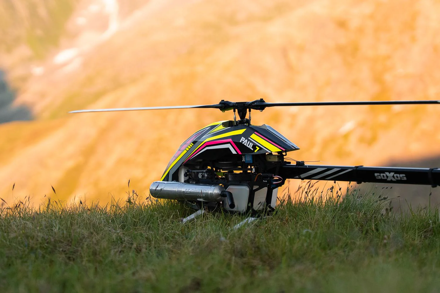 soXos Paul 7 Nitro Helicopter - Image 14