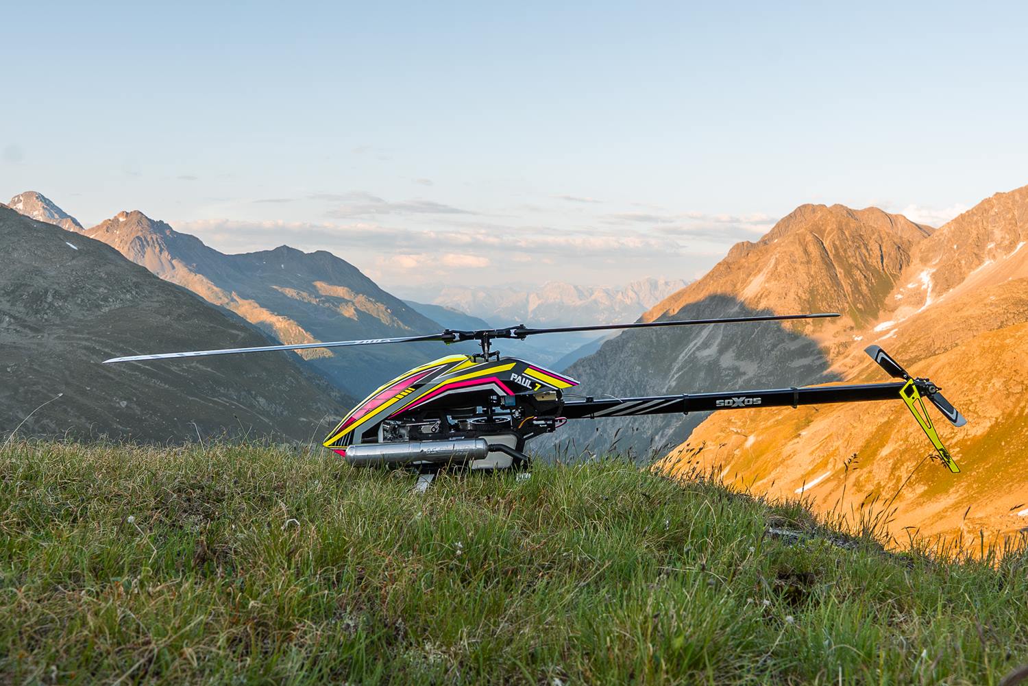 soXos Paul 7 Nitro Helicopter - Image 15